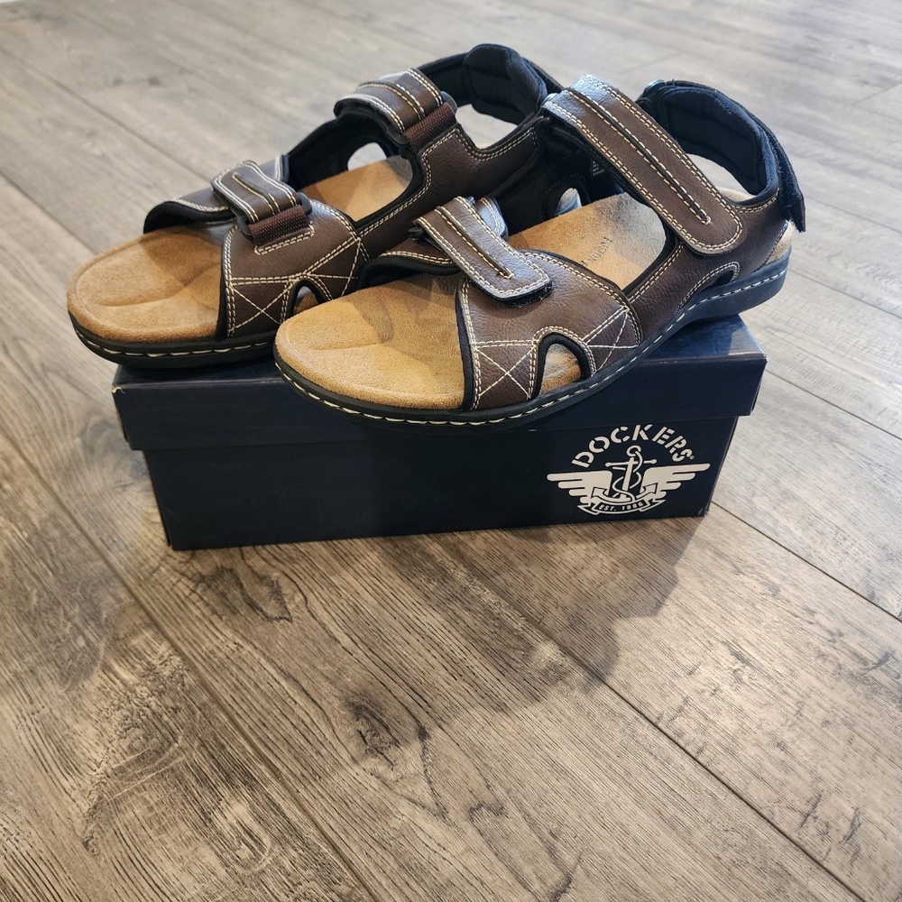 Dockers Newpage Sandals Men's Size 11M Color Briar